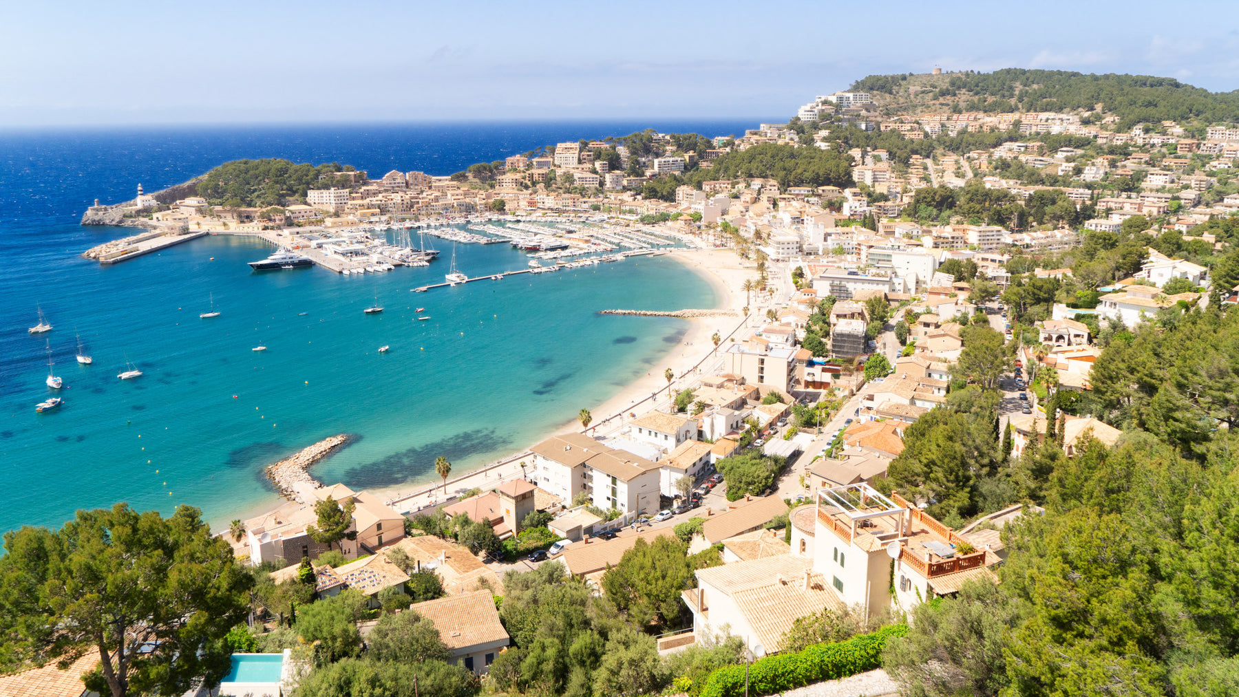 Navegar por las islas y la costa mediterránea española